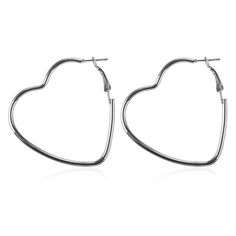 Ins simple large circle love earrings fashion personality exaggerated geometric hollow peach heart earrings temperament earrings