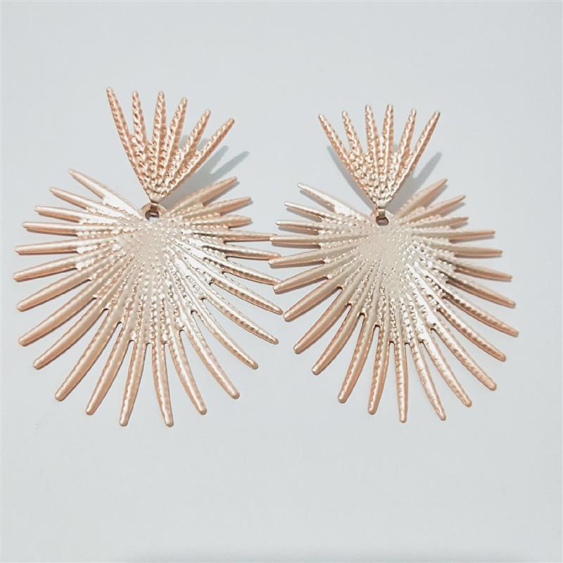 Jewelry personality simple fan-shaped exaggerated tassel geometric earrings retro temperament heart-shaped earrings for women