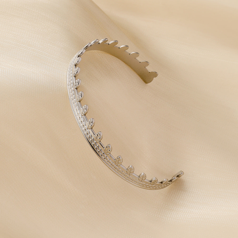 Simple Mori Ladies Stainless Steel Creative Design Leaf Adjustable Bracelet