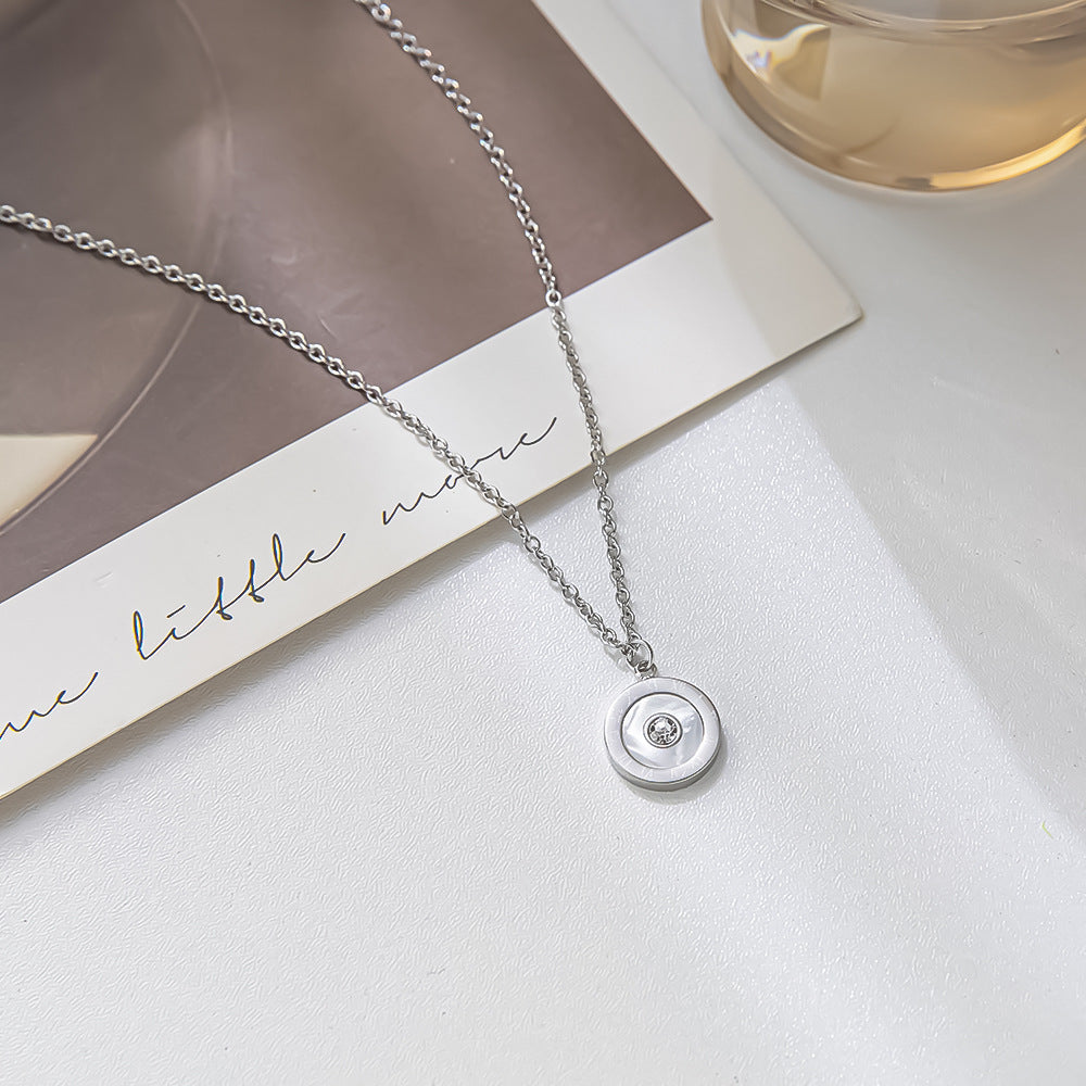 Fashion Roman Numeral Necklace Retro Fashion Gold White Shell Alphabet Titanium Steel Necklace Women