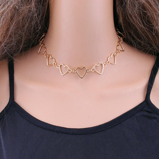 Necklace Jewelry Retro Alloy Hollow Peach Heart Necklace Necklace Personality Simple Necklace Clavicle Chain Female