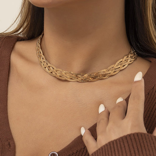 Jewelry Personality Trend Snake Bone Chain Woven Necklace Retro Versatile Geometric Metal Necklace Women