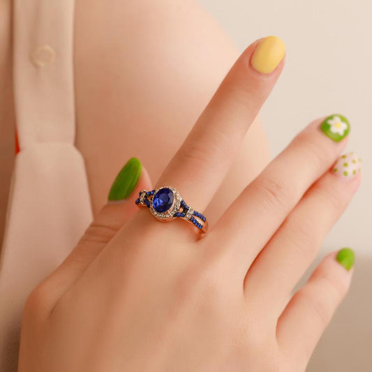 Hand Jewelry Temperament Blue Zircon Diamond Ring Classic Ladies Hand Jewelry