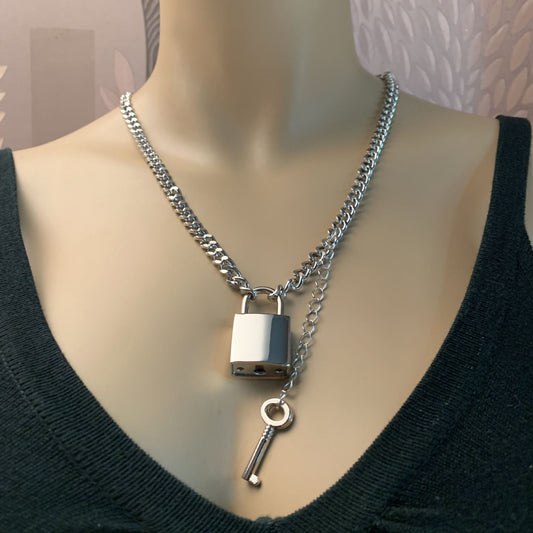 Dongdaemun same style lock necklace for men and women exaggerated INS gold lock necklace for women