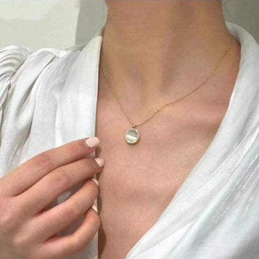 The same rotatable opal necklace women's diamond-studded geometric circle moonlight clavicle chain ins fresh and fashionable