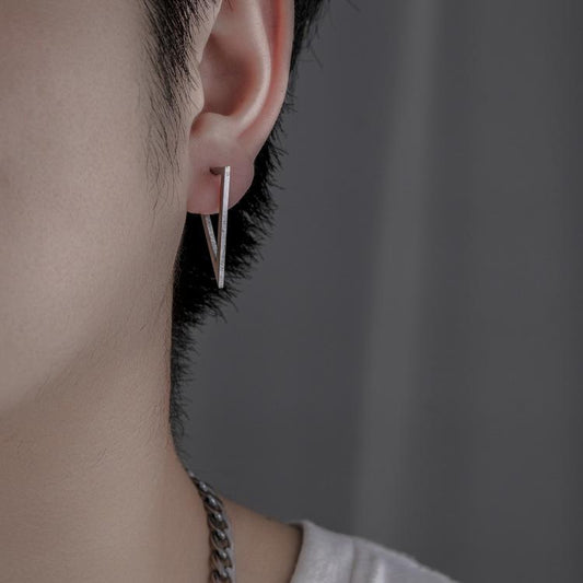 Simple personality trend hip-hop punk men's stainless steel triangle geometric symmetrical stud earrings earrings earrings