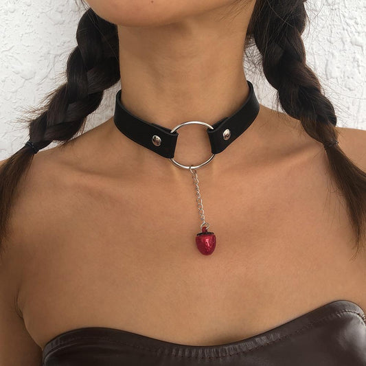 N9579 Exaggerated Personality Necklace Leather Resin Strawberry Necklace Punk Harajuku Night Retro Necklace
