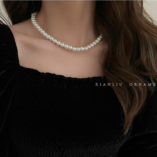 Light luxury niche fever same style pearl necklace ins women's design retro high-end clavicle chain necklace