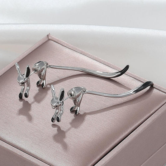 Ins long-tailed fox earrings indifferent niche design creative animal earrings temperament net red earrings tide