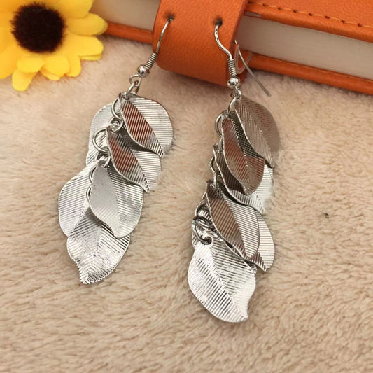 Fashion Texture Metal Sequins Banana Leaf Ladies Earrings Pop Earrings Indian Ear Jewelry