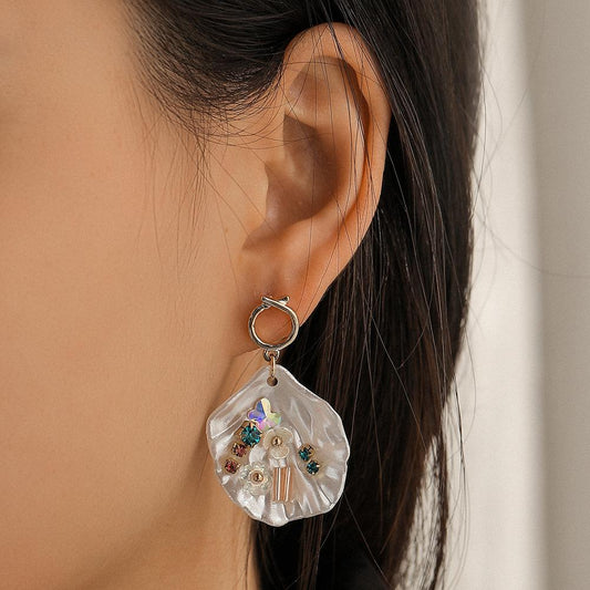 Bohemian Beach Shell Colored Diamond Pearl Flower Earrings Fashion White Fan Shape Diamond Ladies Earrings Jewelry