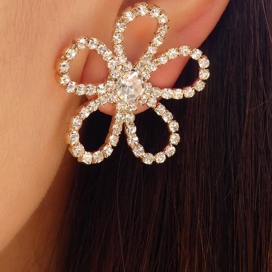 1727 Temperament Full of Diamond Flower Earrings Personality Atmospheric Creative Fairy Ear Studs Niche Design Earrings