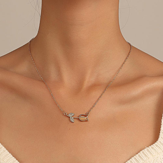 Ins tulip necklace fashion temperament niche design diamond flower pendant clavicle chain girlfriend gift