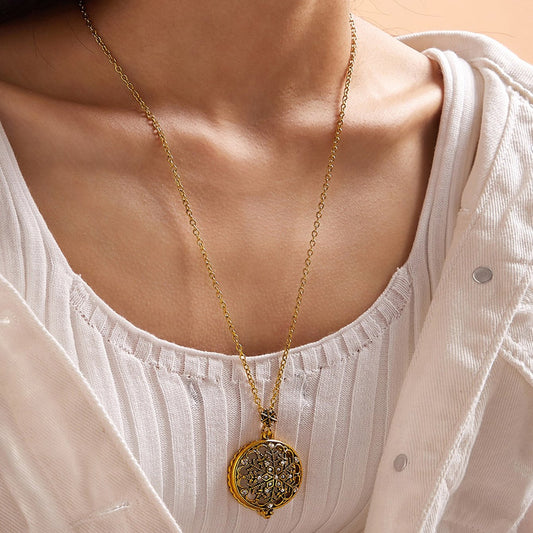 Fashion personality magnifying glass necklace creative retro animal pendant jewelry