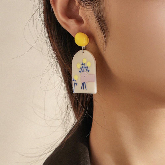 Ins fresh oil painting lattice earrings acrylic plate creative graffiti hand grasping flower earrings jewelry