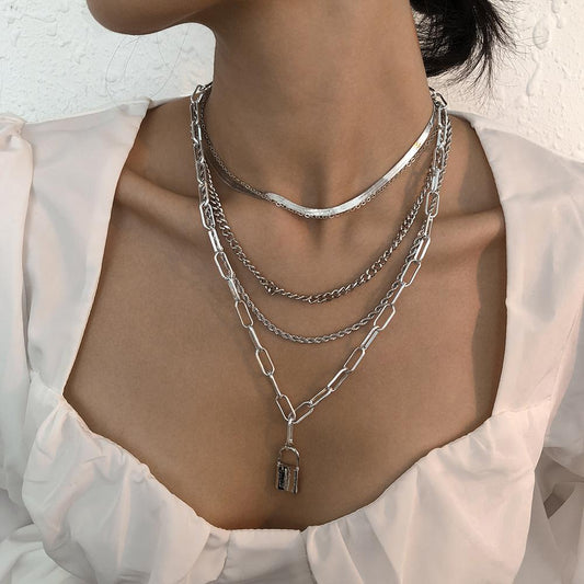 N915 Fashion Chain Necklace Personality Exaggerated Net Red Lock Pendant Necklace Street Shoot Punk Necklace Female