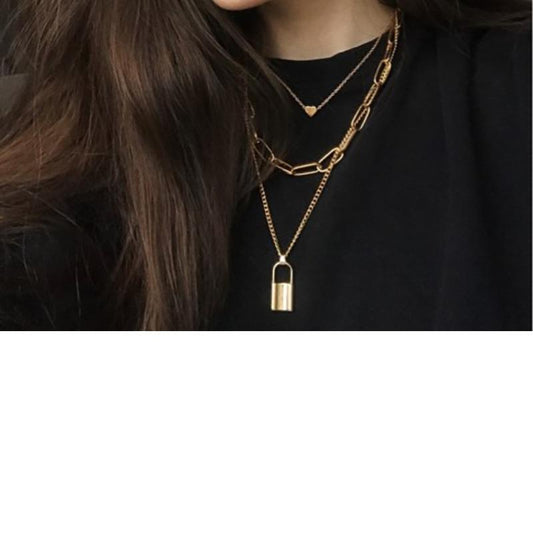 Jewelry Retro Chain Peach Heart Lock Pendant Necklace Female Creative Geometric Fashion Versatile Necklace