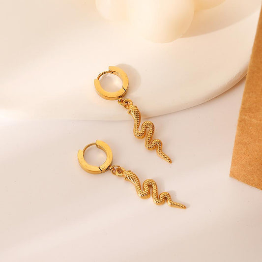 Trendy fashion all-match light luxury niche design stainless steel gold ladies snake earrings earrings