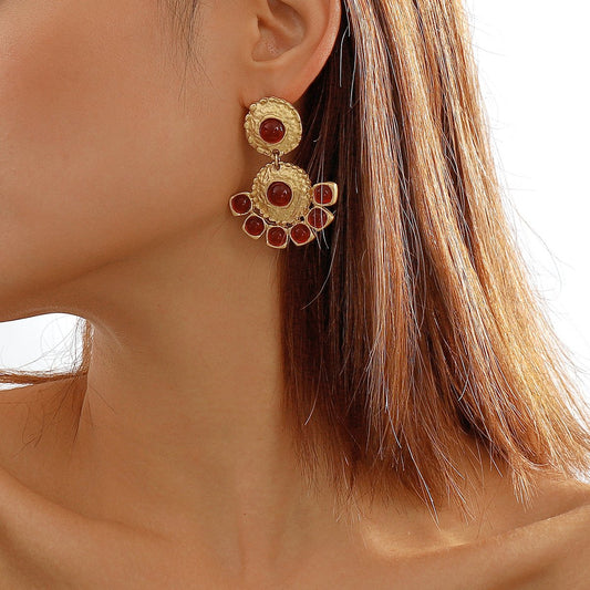 E1124 Chinese Classical Retro Metal Resin Earrings Palace Heavy Industry Elegant Round Gemstone Earrings Female