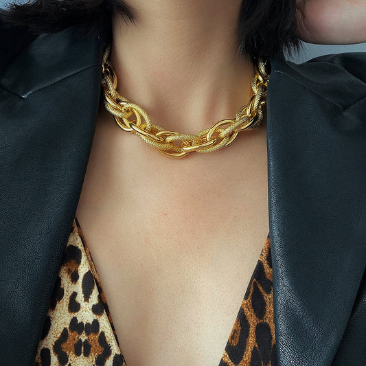 Jewelry simple and indifferent interlocking necklace hip-hop metal chain short necklace female
