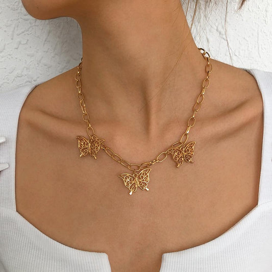 N952 Fashion Butterfly Necklace Women's Niche Metal Retro Necklace Geometric Hollow Single Layer Necklace