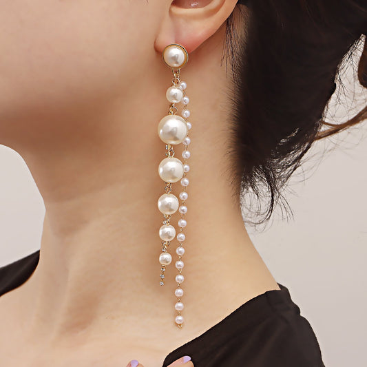 Jewelry ins geometric imitation pearl claw chain tassel earrings female hot girl earrings high-end niche