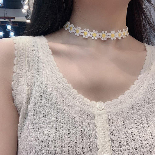 Fashion daisy necklace female daisy flower neck strap Choker white lace daisy collarbone chain female
