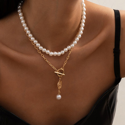 Jewelry Temperament Simple Geometric Beaded Necklace Retro OT Buckle Portrait Imitation Pearl Multilayer Necklace