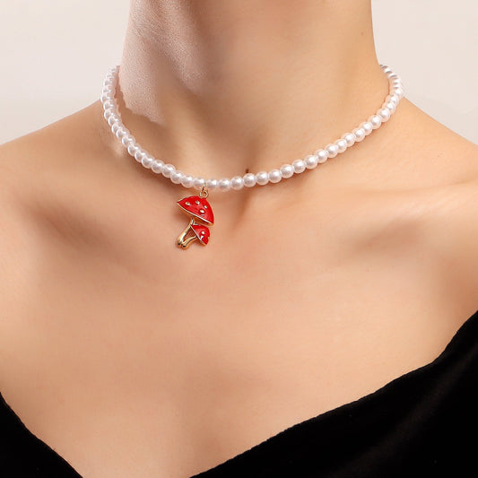 Jewelry ins imitation pearl red mushroom necklace necklace female retro all-match simple collarbone necklace