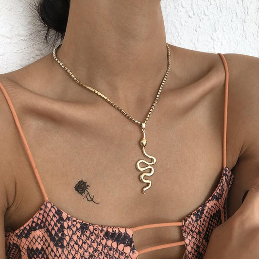 N8817 single-layer claw chain necklace exaggerated snake element necklace geometric punk hip-hop necklace female