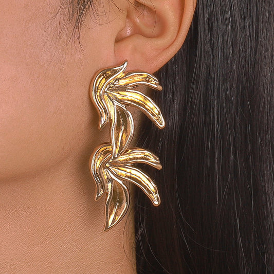 E197 Jewelry ZA Exaggerated Long Irregular Symmetrical Earrings Cold Retro Earrings Female