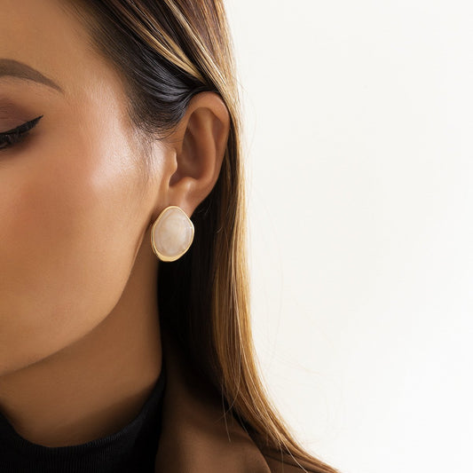 Jewelry Temperament Xiaoxiang Geometric Pearl Earrings Female Niche Indifferent Alien Oil Drop Earrings