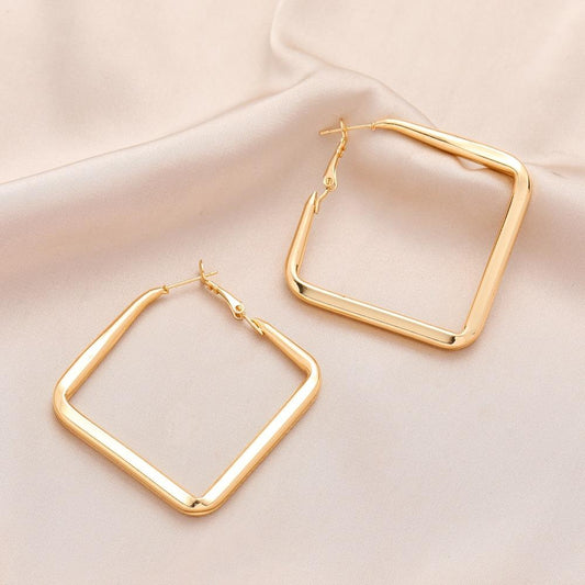 Retro literary and elegant earrings simple metal geometric square smooth earrings C-shaped earrings