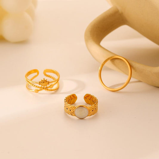 Fashionable and simple lady's stainless steel opening cute wheat ears dripping oil star and moon set ring