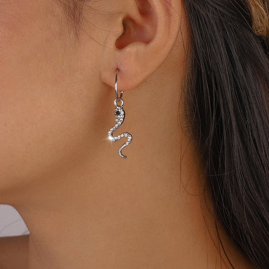 E1369 Jewelry exaggerated micro-inlaid snake-shaped asymmetric earrings personality geometric design earrings