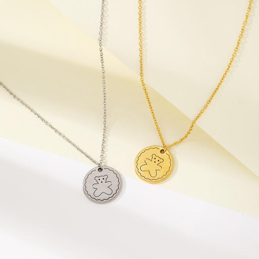 Earth Cool Bear Round Necklace Men and Women Couples Cute Hip Hop Pendant Personality Fashion Clavicle Chain Titanium Steel