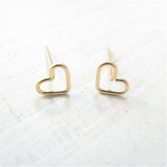 Tanabata Valentine's Day Gift Simple Hollow Peach Heart Love Stud Earrings Women's Classic Versatile Earrings Ear Jewelry