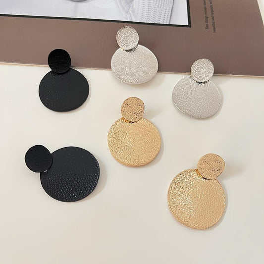 Ins exaggerated disc earrings female retro fashion personality temperament metal geometric large earrings earrings
