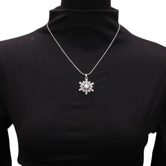 New year Christmas gift light luxury snowflake necklace women's sweater chain trend advanced autumn and winter clavicle chain