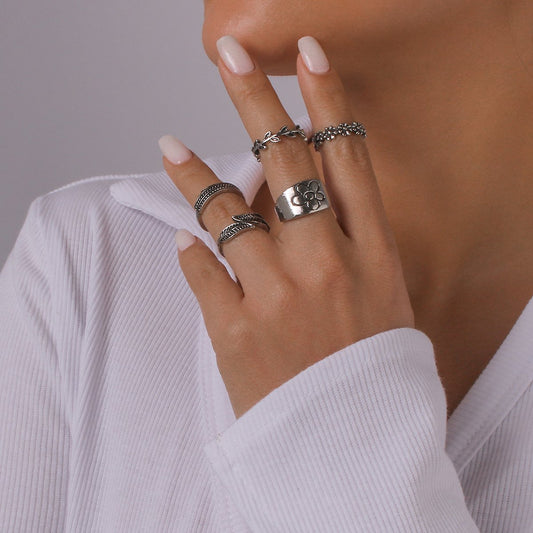 R767 jewelry simple metal retro ring carved flowers and leaves net red joint ring ring