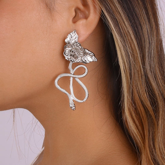 E1395 Niche Design Sense Fashion Earrings Female Rose Snake Exaggerated Baroque Creative Earrings