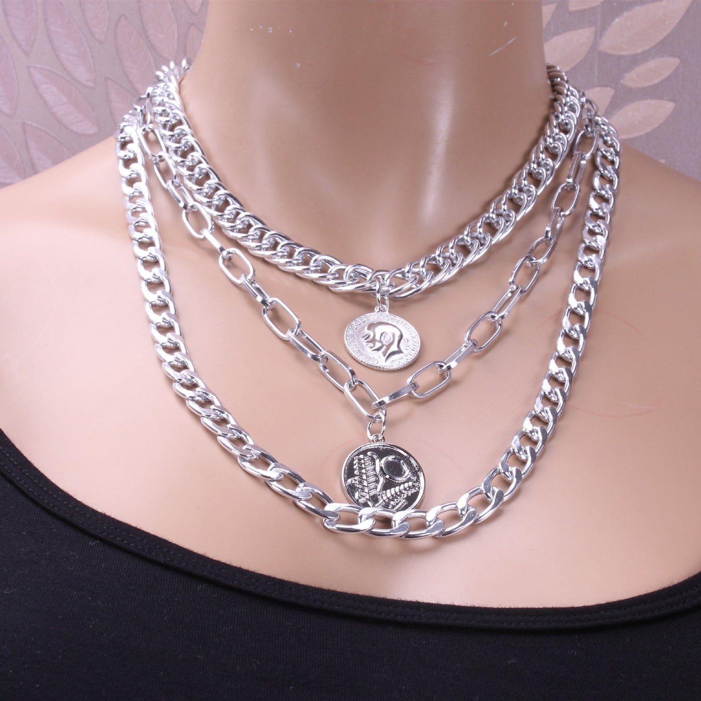 Jewelry Personality Round Card Coin Pendant Necklace Hip Hop Trendy People Image Multilayer Chain Necklace Female