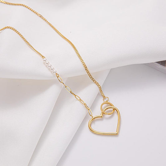 Creative Hollow Heart Interlocking Pendant Necklace Heart-to-Heart Pearl Necklace Women's Titanium Steel Jewelry