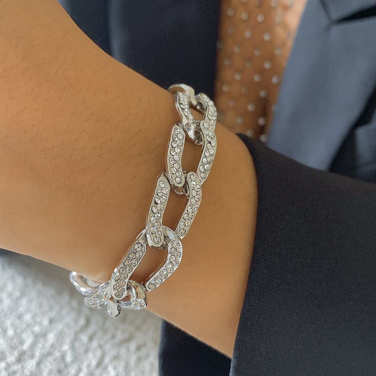 Jewelry Hip Hop Full Diamond Cuban Chain Necklace Female Punk Simple Rhinestone Inlaid Metal Chain Necklace