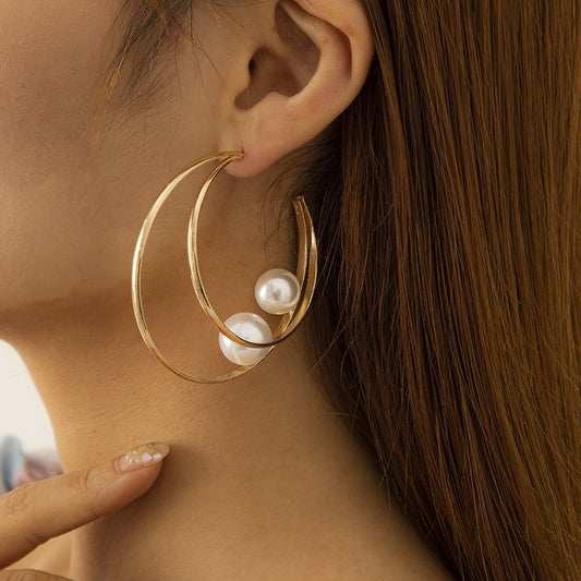 Trendy simple retro double ring C-shaped geometric earrings women's simple trendy cool micro-inlaid pearl earrings
