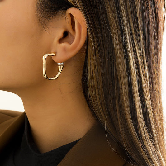 Jewelry metal cold texture C-shaped earrings women's retro niche inlaid with pearls all-match earrings