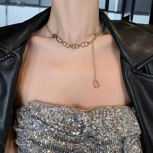Hip-hop double D titanium steel letter tassel necklace trendy street ins cold pig nose clavicle chain does not fade