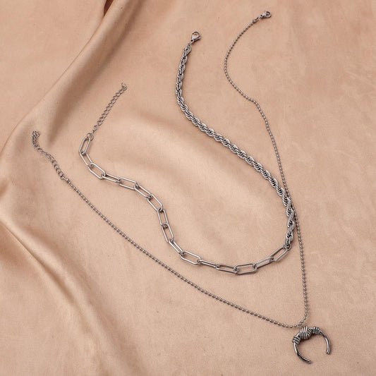 Fashion cold stainless steel double horn moon pendant simple personality titanium steel necklace collarbone chain men