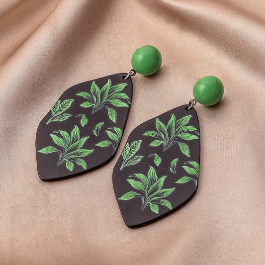 Ins black bottom green plant contrast color graffiti earrings niche personality temperament acrylic ear jewelry