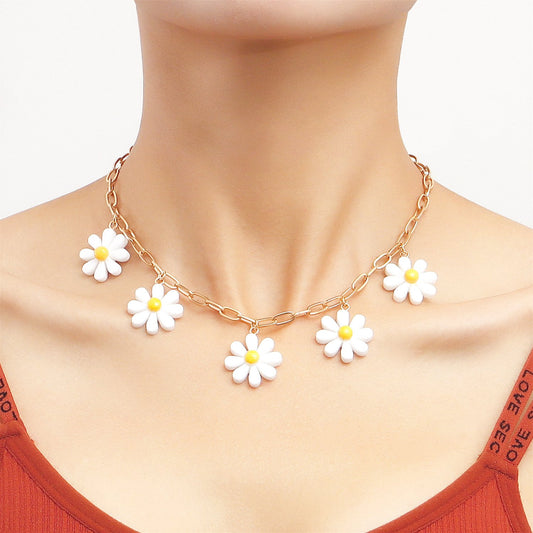 Jewelry Trendy Exaggerated Sun Flower Necklace Necklace Women's Fashion Versatile Niche Pendant Necklace